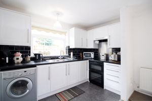 Kitchen- click for photo gallery